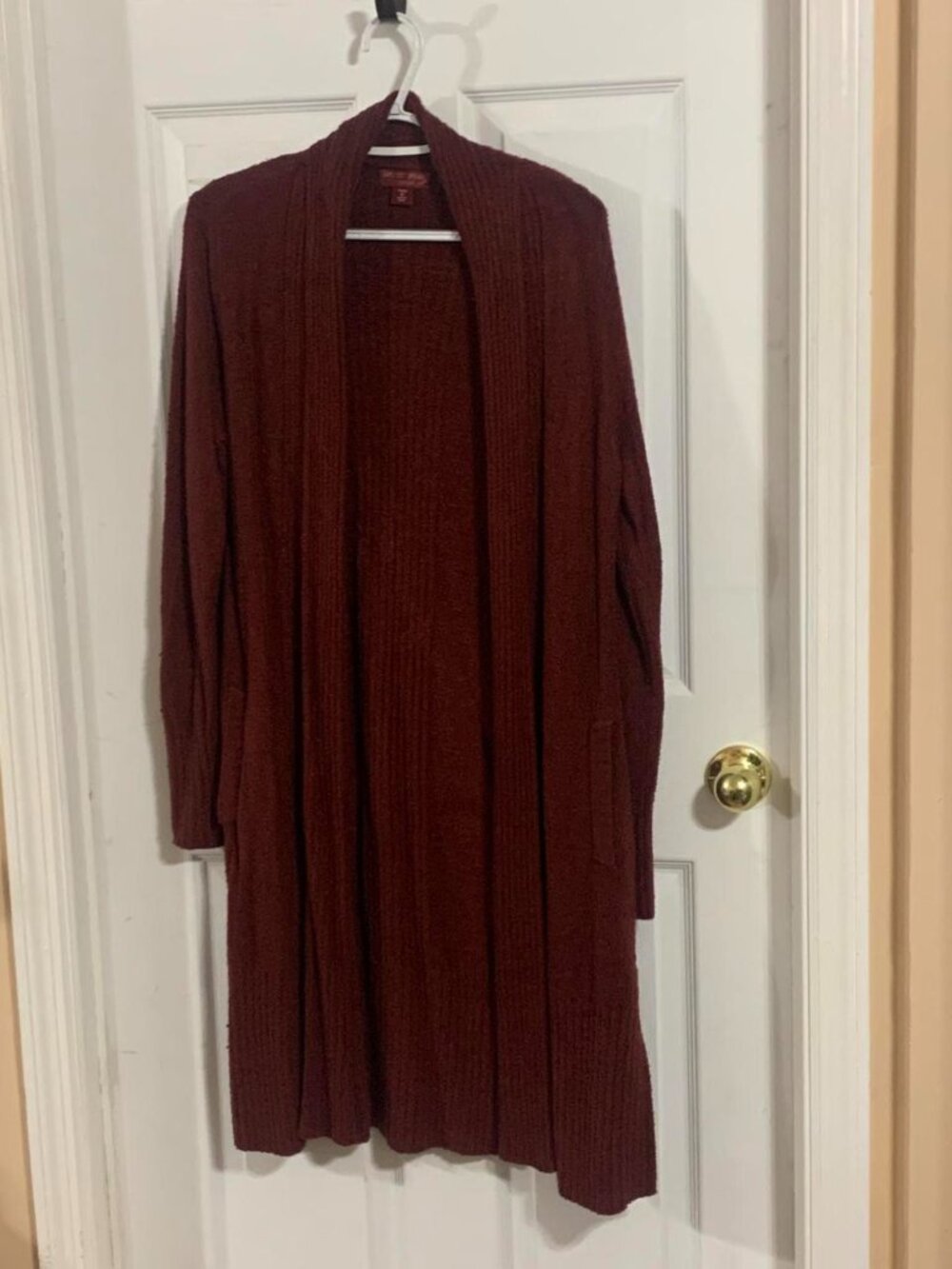 BAREFOOT DREAMS BURGUNDY CARDIGAN (MEDIUM)
